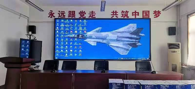 室內(nèi)P2全彩屏完成一塊，積極復(fù)工復(fù)產(chǎn)，抗疫堅(jiān)持到底